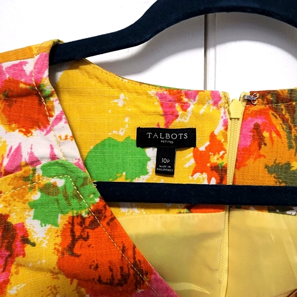 Retro Shift Floral Midi Dress - Picture 11 of 11